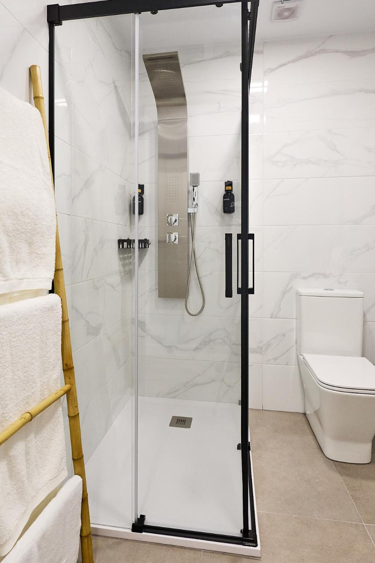 Apartamentos Plasencia Bambu Экстерьер фото